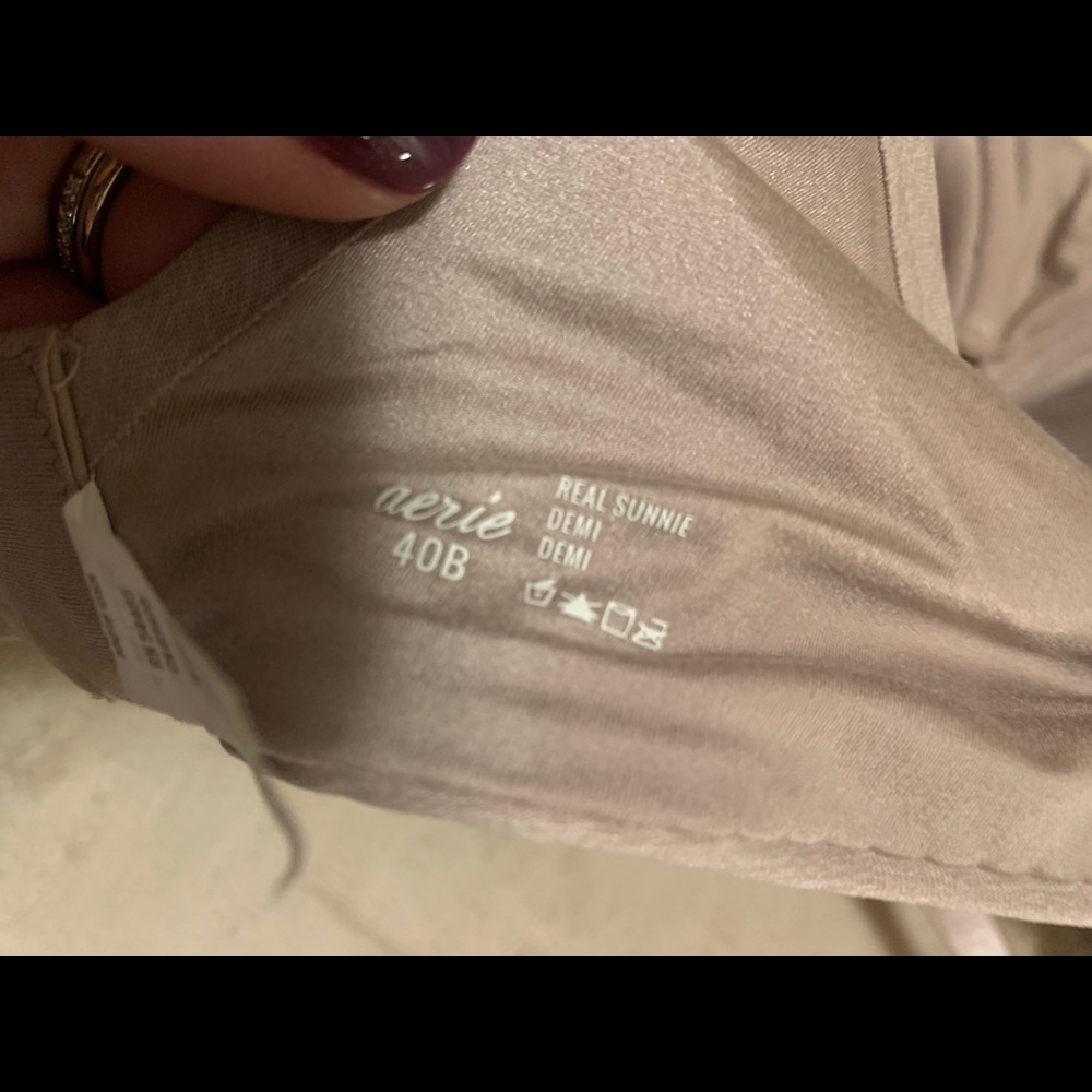 40 B Aerie Bra